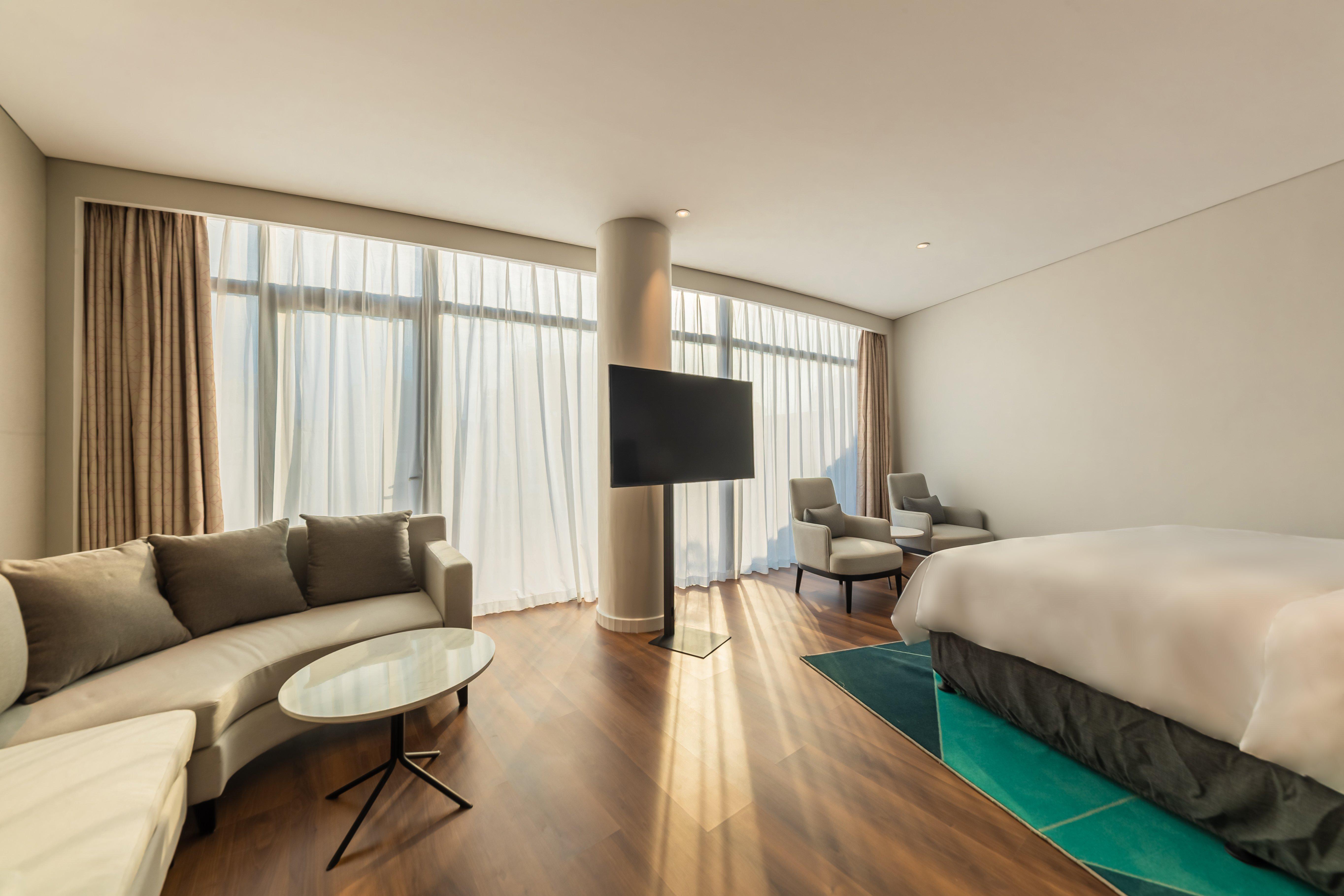 Holiday Inn Express Yichang Riverside By Ihg Exterior photo