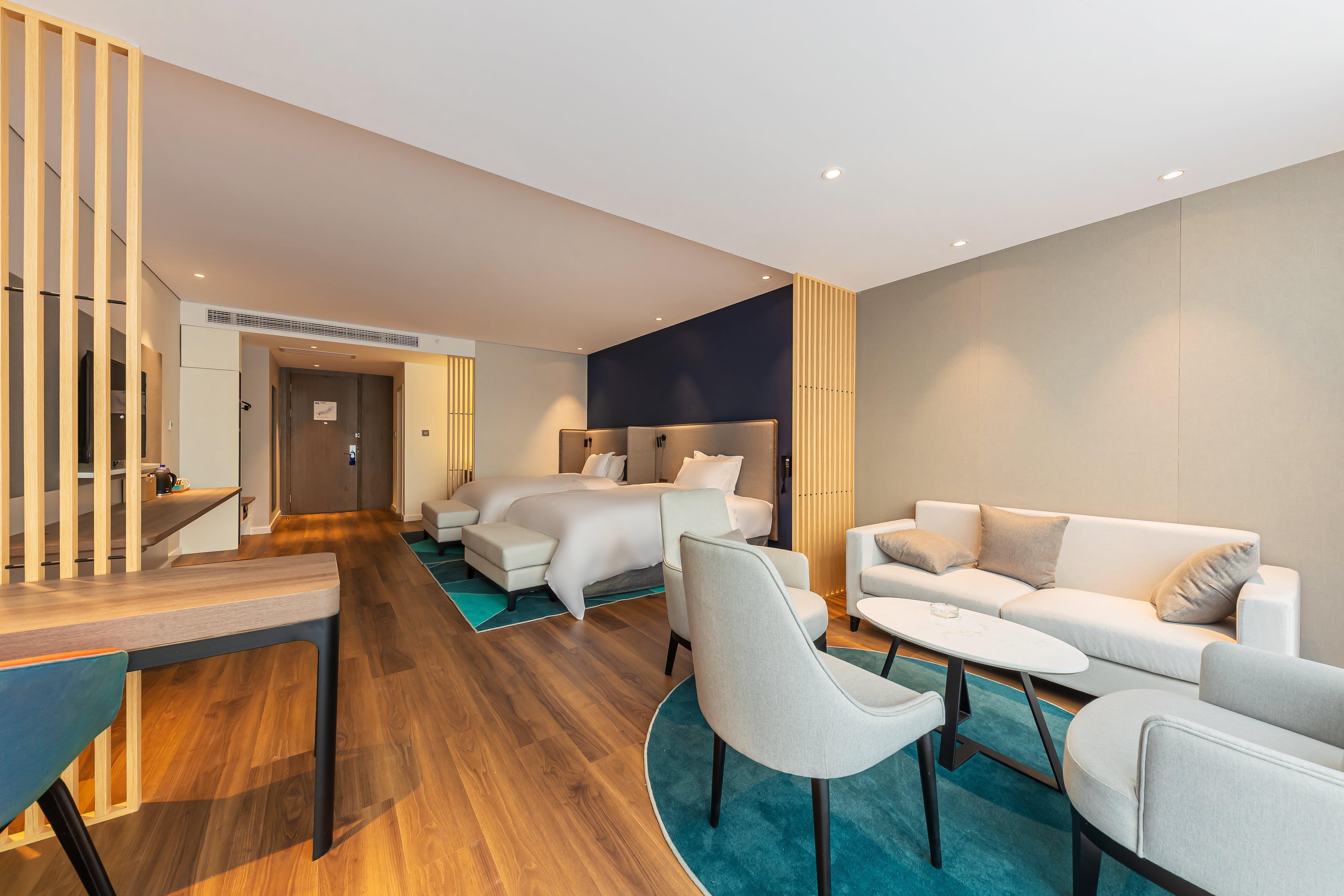 Holiday Inn Express Yichang Riverside By Ihg Exterior photo