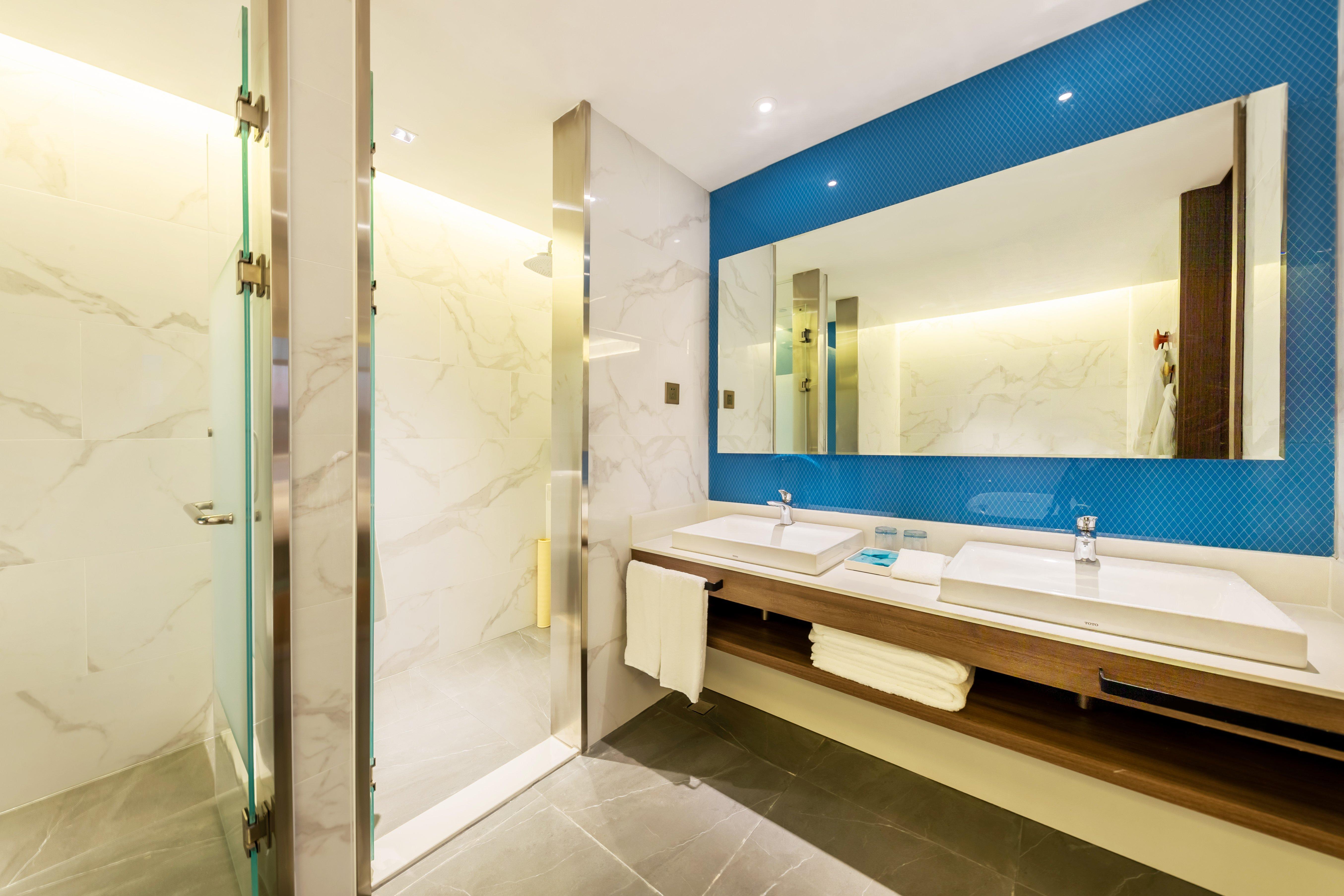 Holiday Inn Express Yichang Riverside By Ihg Exterior photo