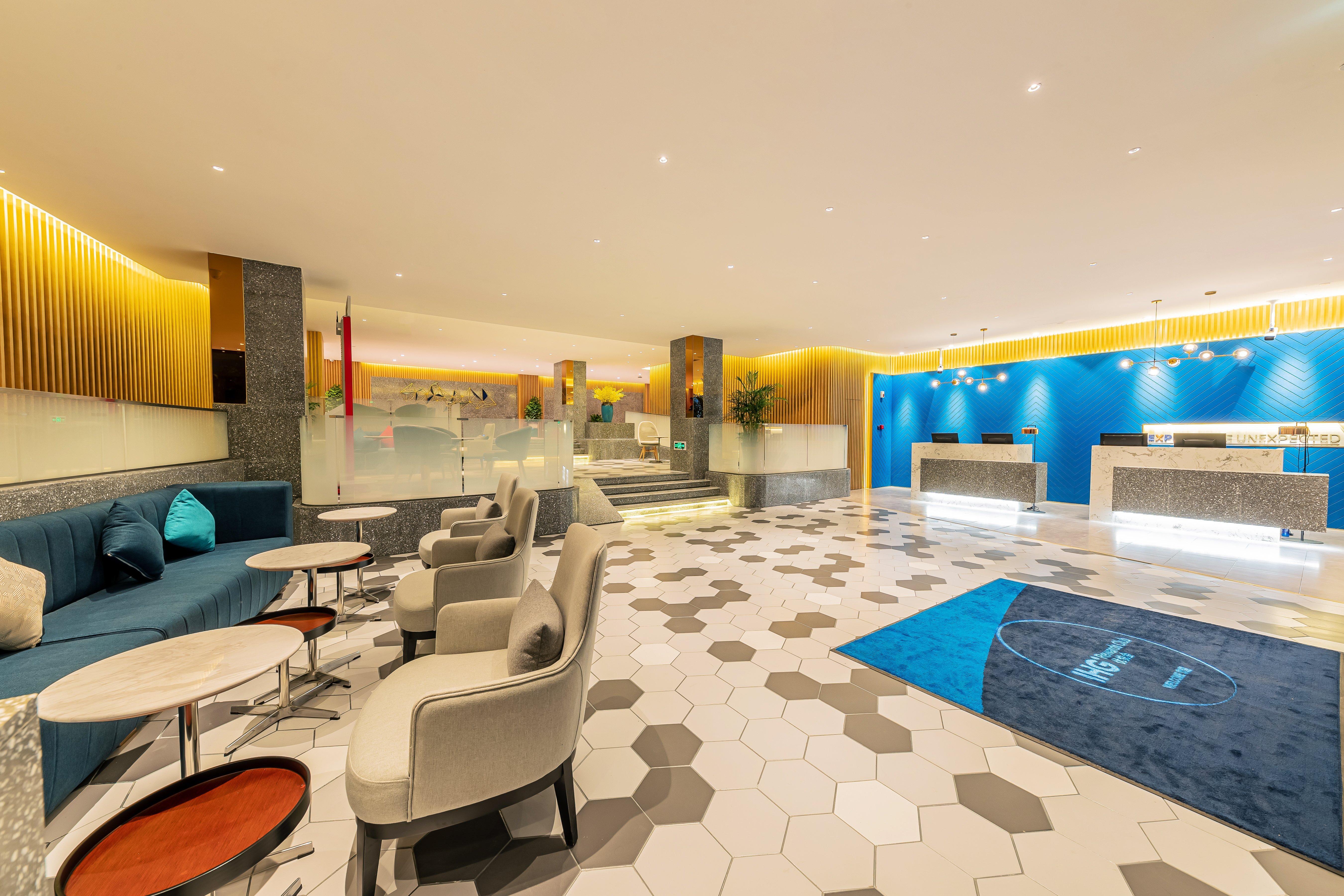 Holiday Inn Express Yichang Riverside By Ihg Exterior photo