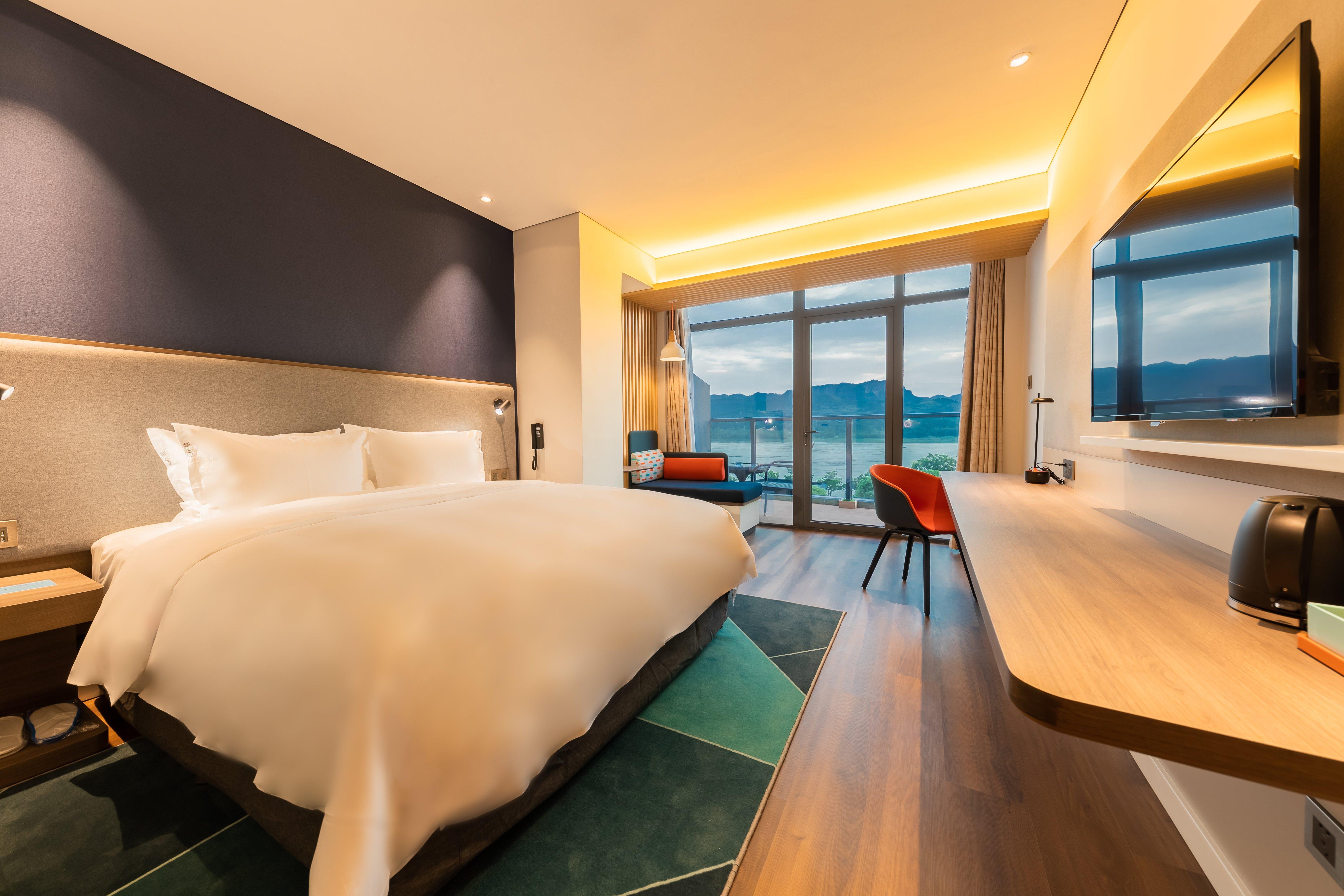 Holiday Inn Express Yichang Riverside By Ihg Exterior photo